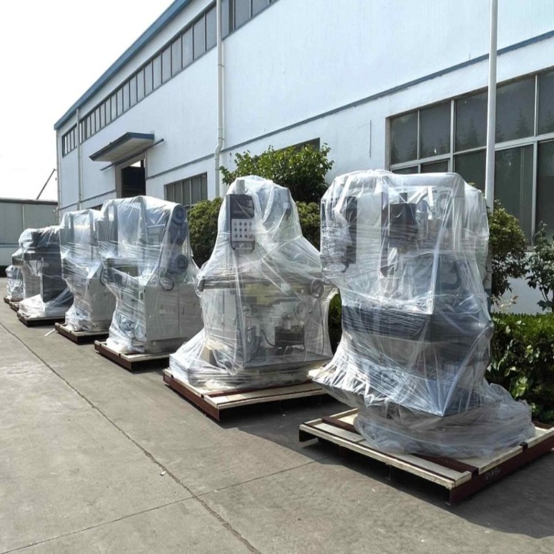 Vertical and Horizontal Milling Machine