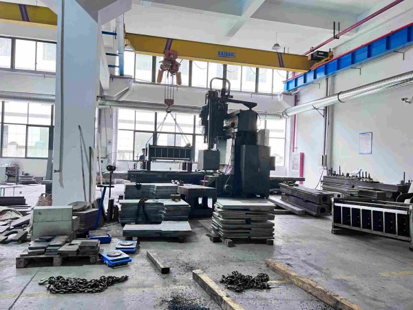 Spinning Machine for Stainless Steel Sink Spinning Machine for Stainless Steel Sink