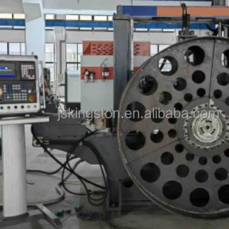 Automatic metal spinning machine Automatic metal spinning machine