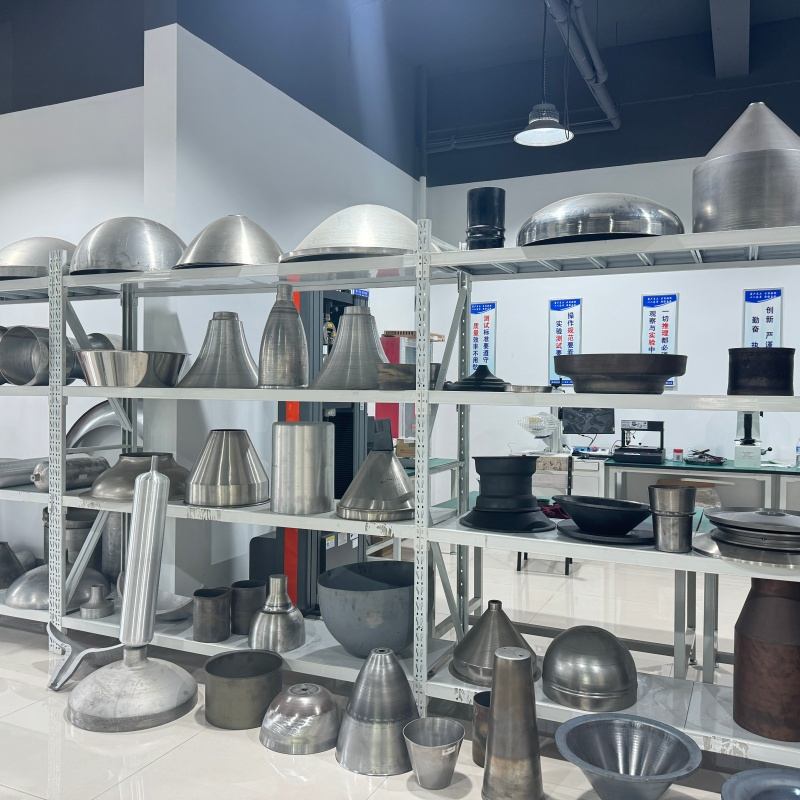 Cookware Pot Pan Spinning Machine