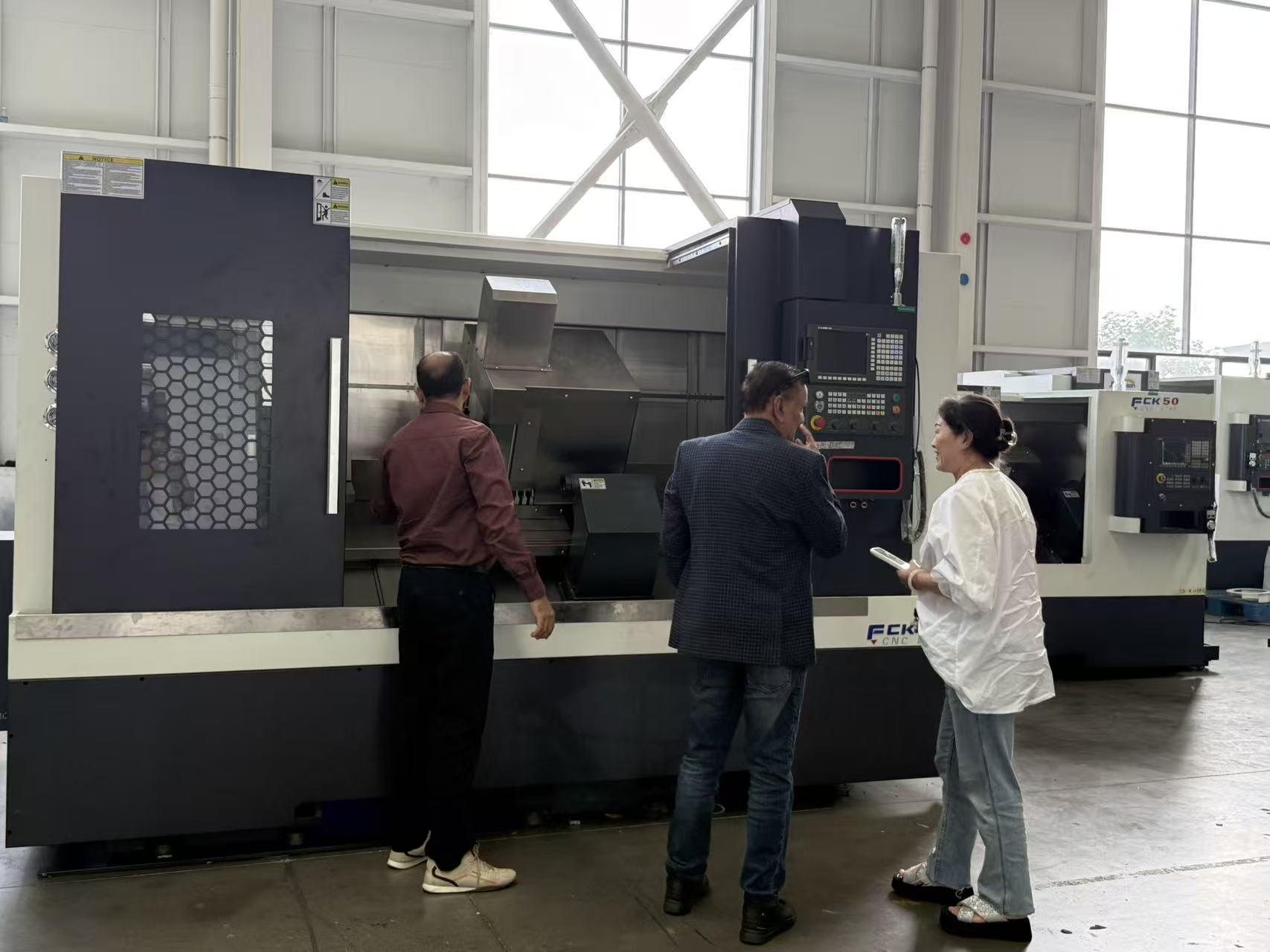 CNC Machine Tools CNC Machine Tools