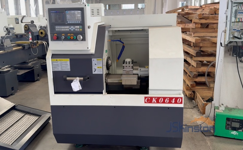 CK0640 CNC Lathe with GSK Controller, Small High Precision Turning Machine