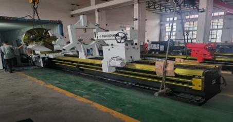 CW6280 Heavy Duty Gap Bed Horizontal Lathe | 800mm Swing Conventional Engine Lathe